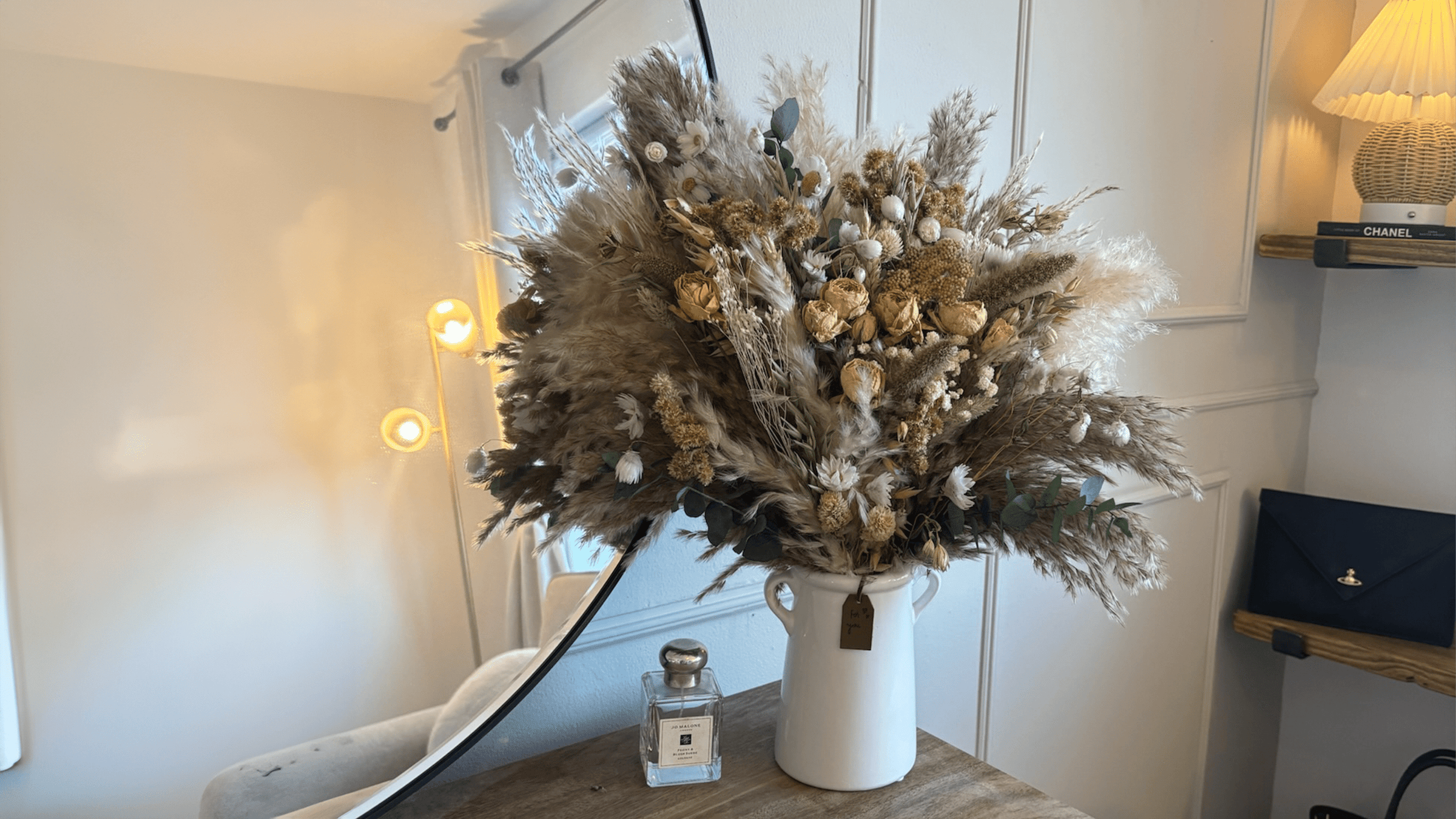 Dried Flower Arrangements - Pampas Tallo