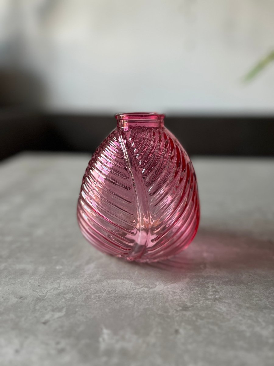 13cm Glass Leaf Vase - Pampas Tallo