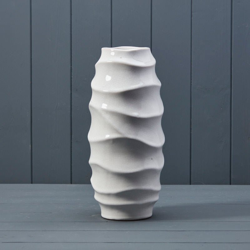 31cm White Wavy Ceramic Vase - Pampas Tallo