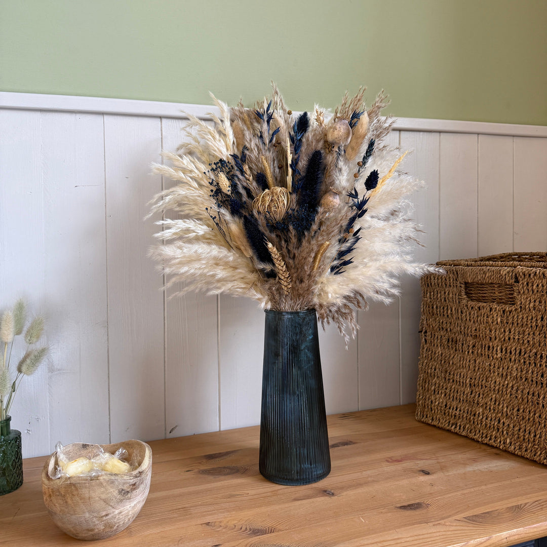Ayana Dried Flower Arrangement | Natural, Cream &amp; Navy - Pampas Tallo
