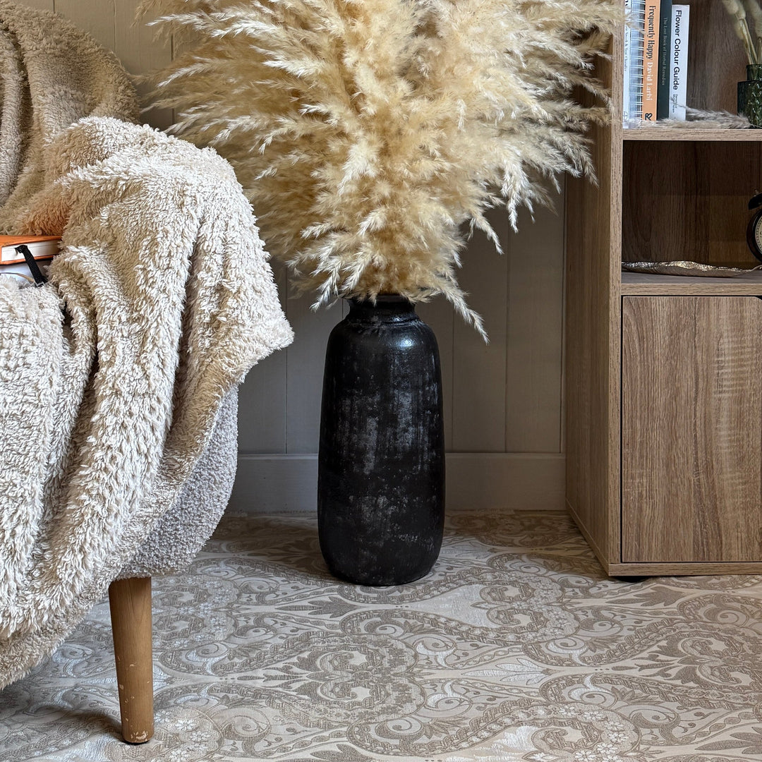 Bali Ceramic Vase | Black Coal or Smoked Grey - Pampas Tallo