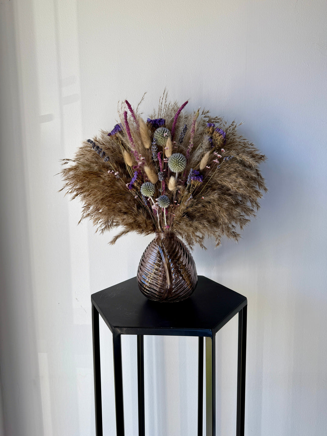 Bonnie Dried Flower Arrangement | Natural &amp; Purple - Pampas Tallo