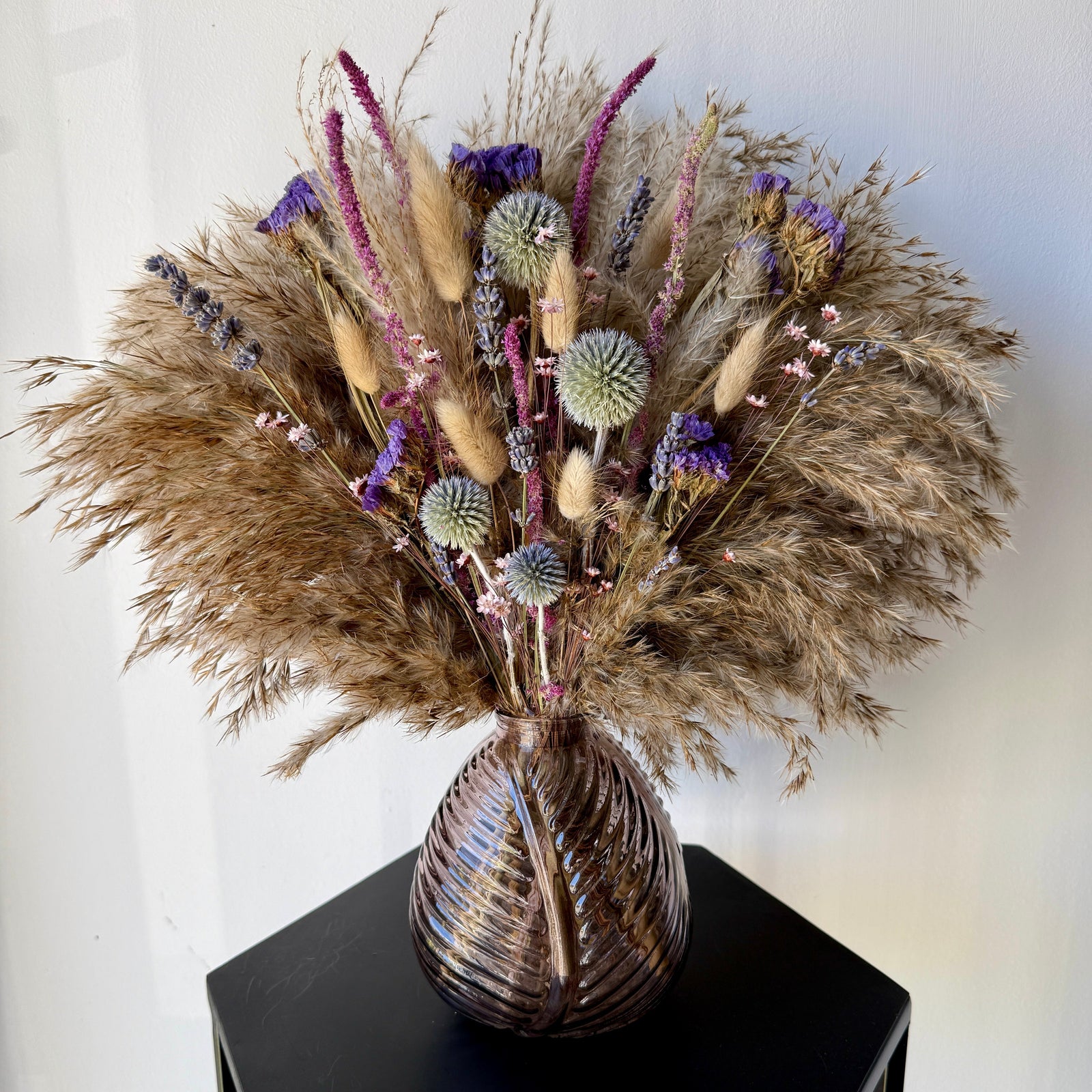 Bonnie Dried Flower Arrangement | Natural & Purple - Pampas Tallo