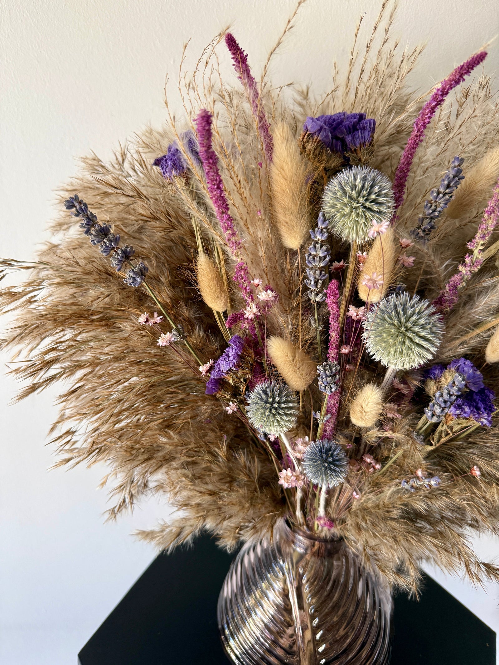 Bonnie Dried Flower Arrangement | Natural & Purple - Pampas Tallo