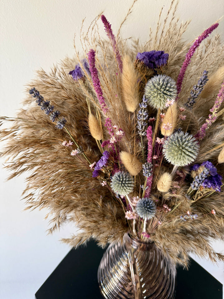 Bonnie Dried Flower Arrangement | Natural &amp; Purple - Pampas Tallo