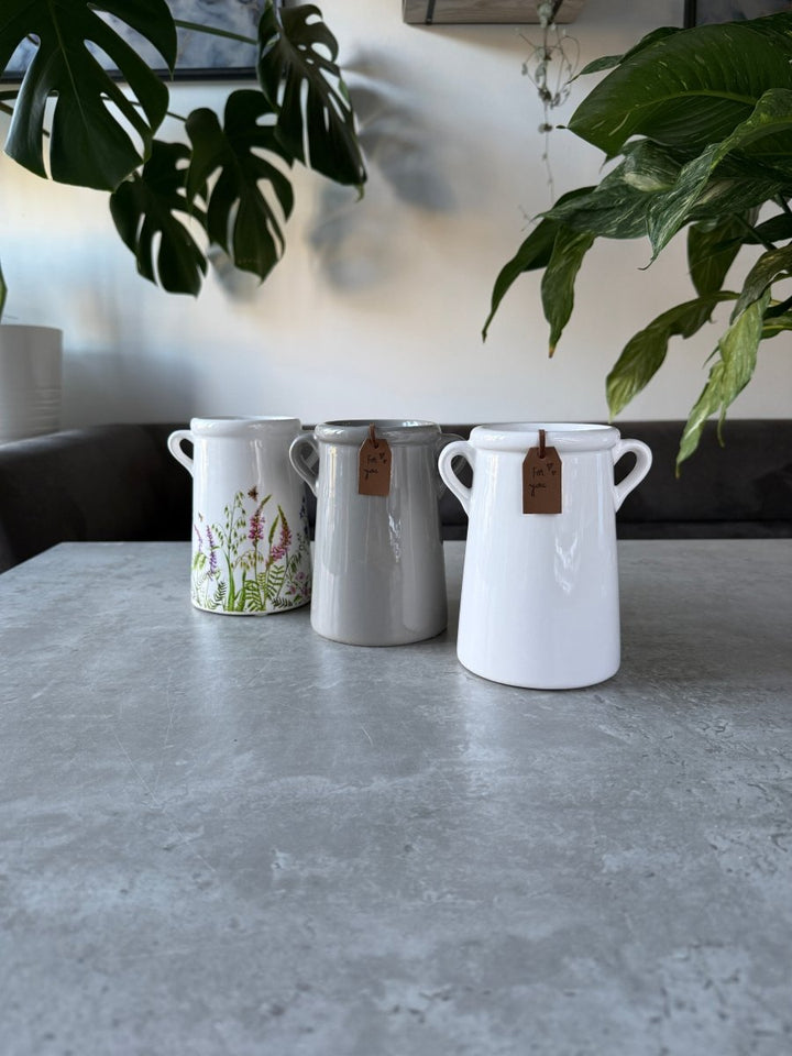 Ceramic Vases - Taupe, White & Flowers - Pampas Tallo