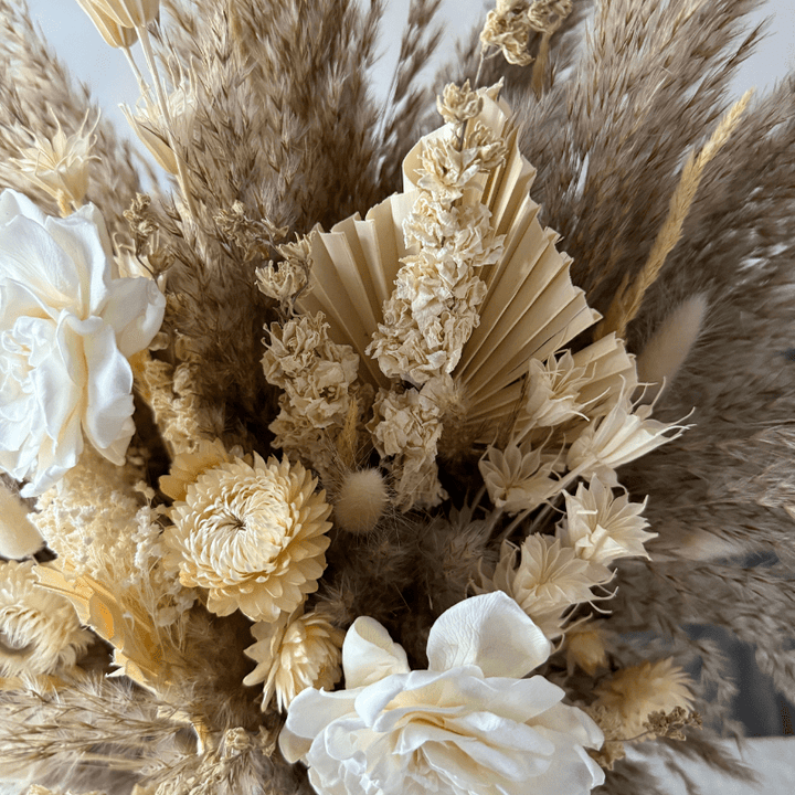 Cleo Dried Flower Arrangement In Natural, Cream & White - Pampas Tallo