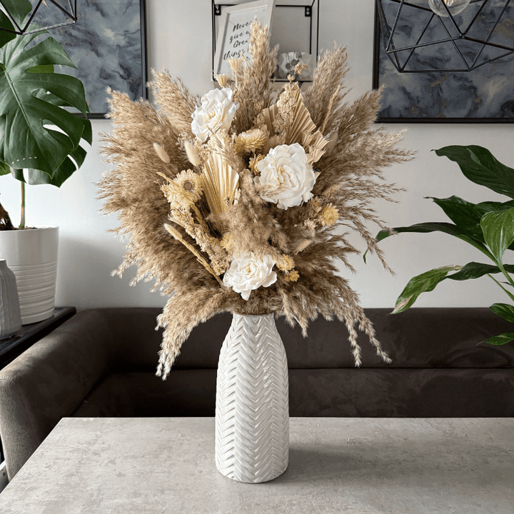 Cleo Dried Flower Arrangement In Natural, Cream & White - Pampas Tallo