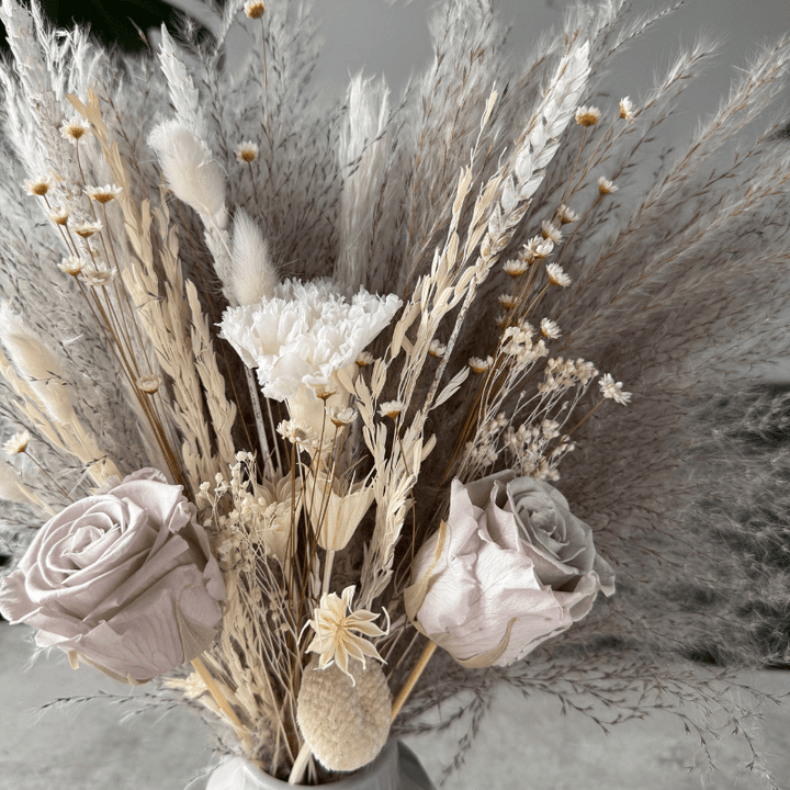Cora Dried Flower Arrangement In Grey, White & Preserved Flowers - Pampas Tallo