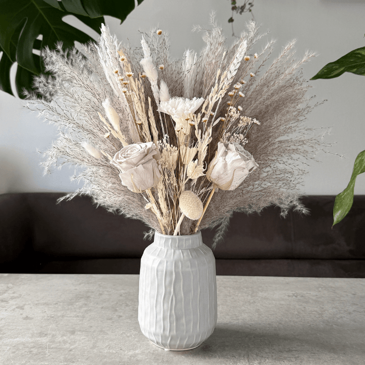 Cora Dried Flower Arrangement In Grey, White & Preserved Flowers - Pampas Tallo
