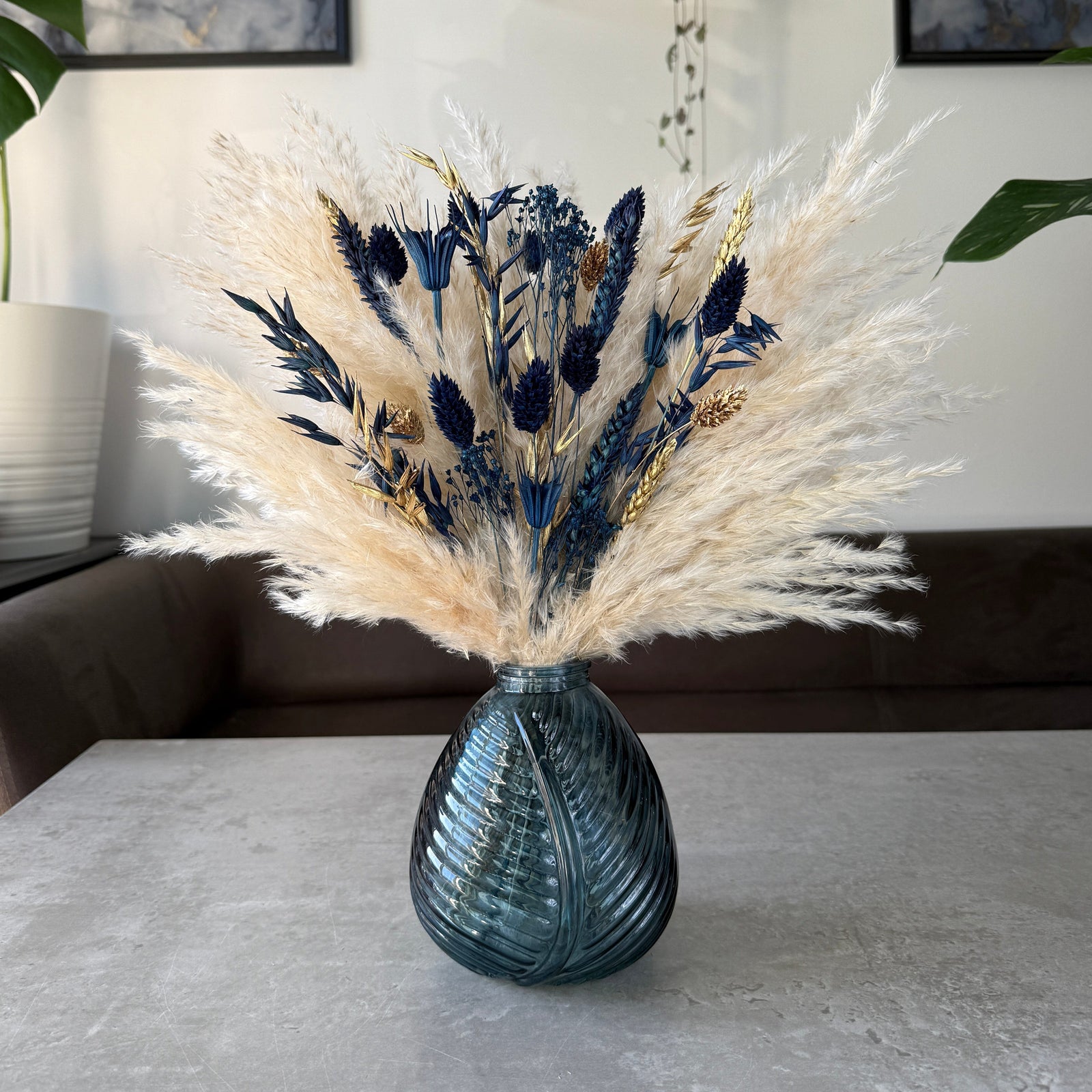 Courtney Dried Flower Arrangement | Navy, Cream & Gold - Pampas Tallo