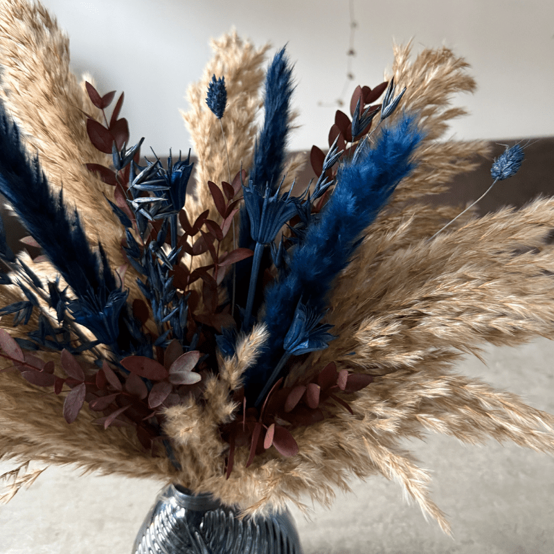 Darcy Dried Flower Arrangement In Natural, Navy & Burgundy - Pampas Tallo
