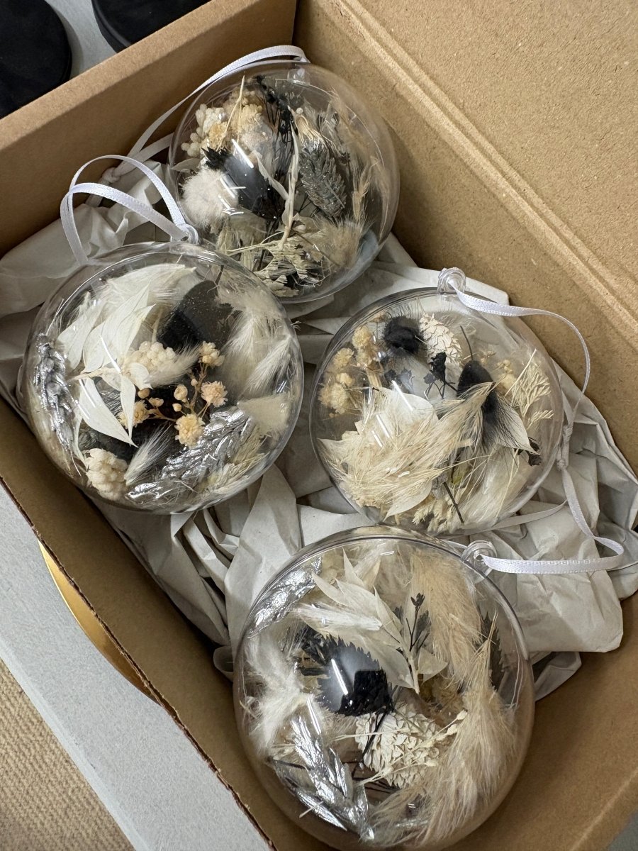 Dried Flower Baubles - Pampas Tallo