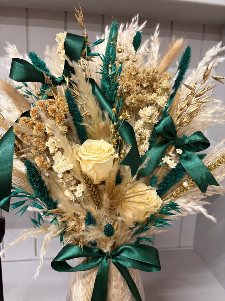 Emerald & Gold Christmas Arrangements - Pampas Tallo