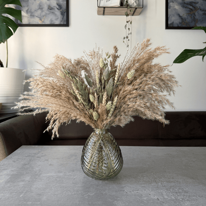 Fern Dried Flower Arrangement In Natural & Soft Green - Pampas Tallo