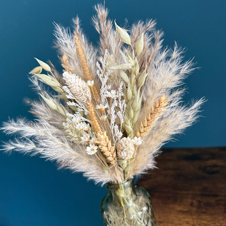 Freya Dried Flower Arrangement | Natural, Cream &amp; Green - Pampas Tallo