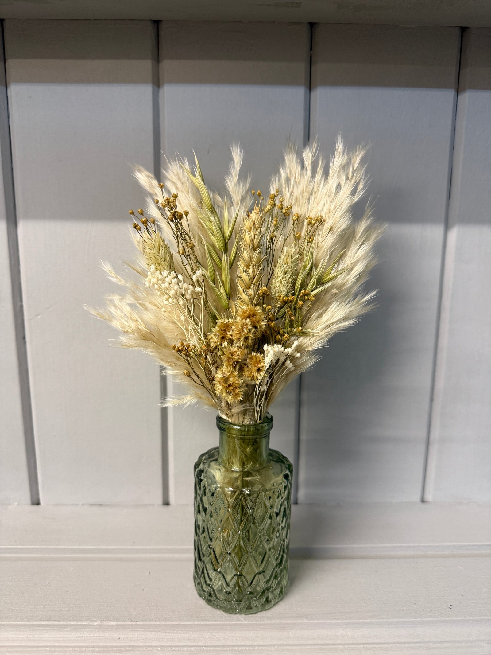 Freya Dried Flower Arrangement | Natural, Cream & Green - Pampas Tallo
