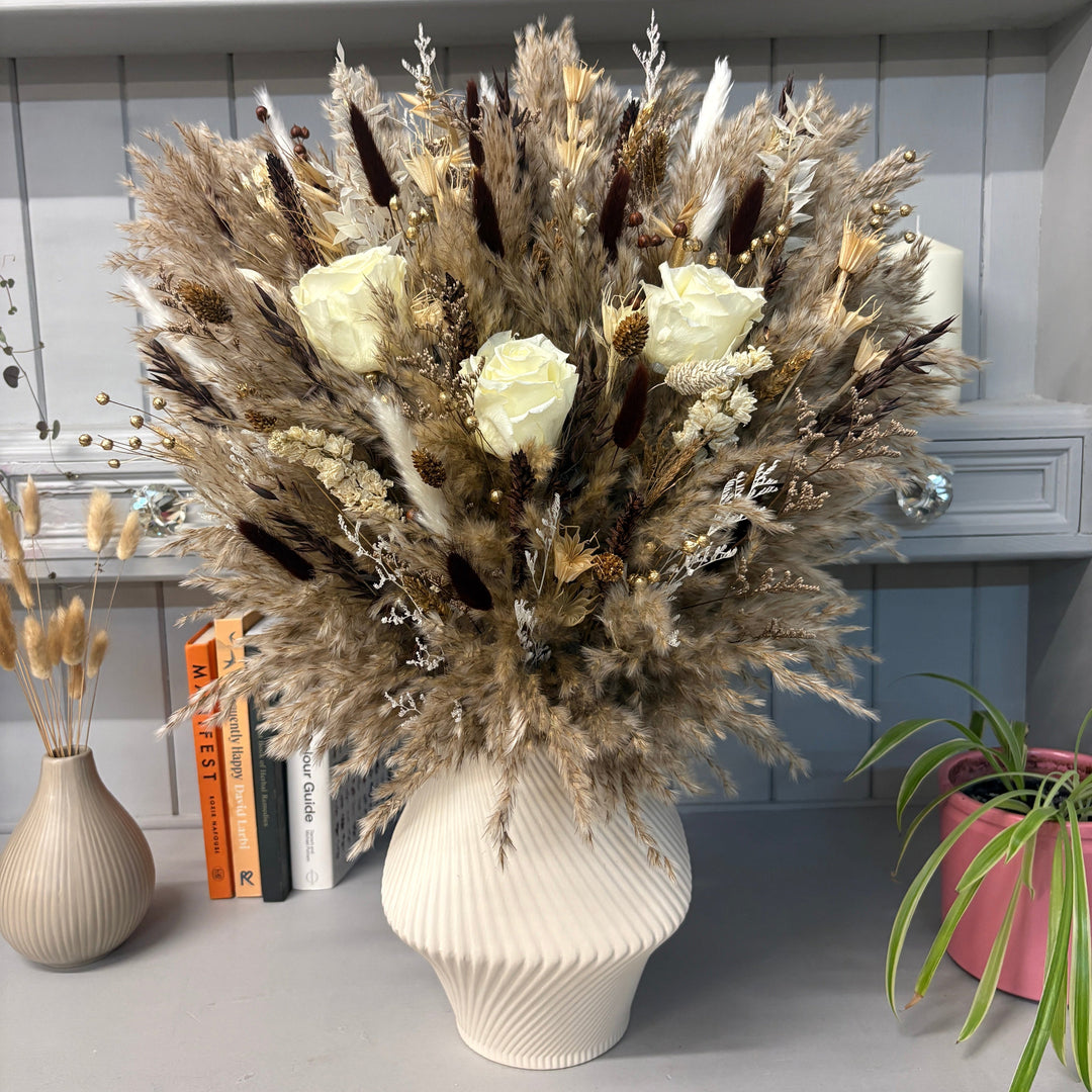 Gaby Dried Flower Arrangement | Natural, Brown, Cream, White &amp; Gold - Pampas Tallo