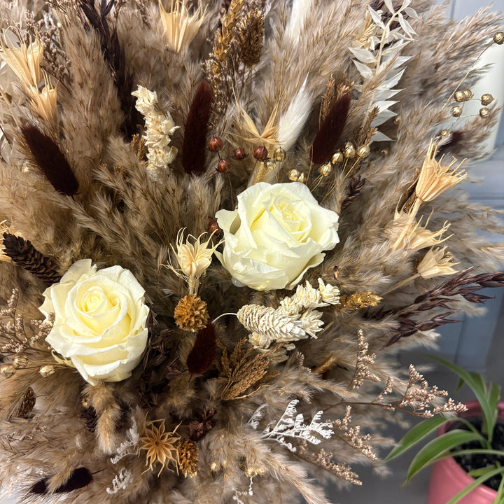 Gaby Dried Flower Arrangement | Natural, Brown, Cream, White &amp; Gold - Pampas Tallo