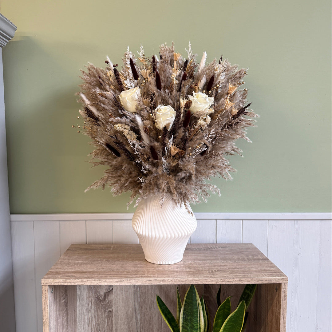 Gaby Dried Flower Arrangement | Natural, Brown, Cream, White &amp; Gold - Pampas Tallo
