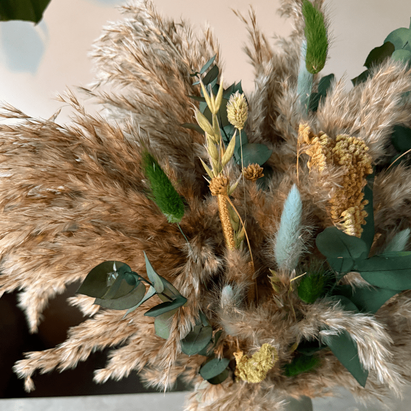 Havana Dried Flower Arrangement In Natural, Green & Blue - Pampas Tallo