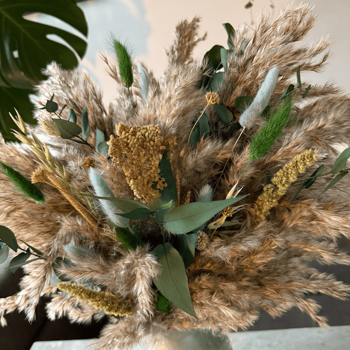 Havana Dried Flower Arrangement In Natural, Green & Blue - Pampas Tallo