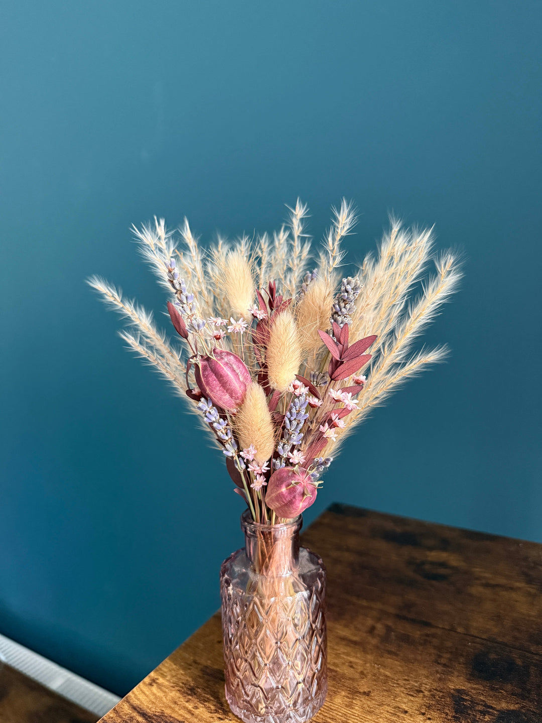 Iris Dried Flower Arrangement | Natural, Purple &amp; Burgundy - Pampas Tallo
