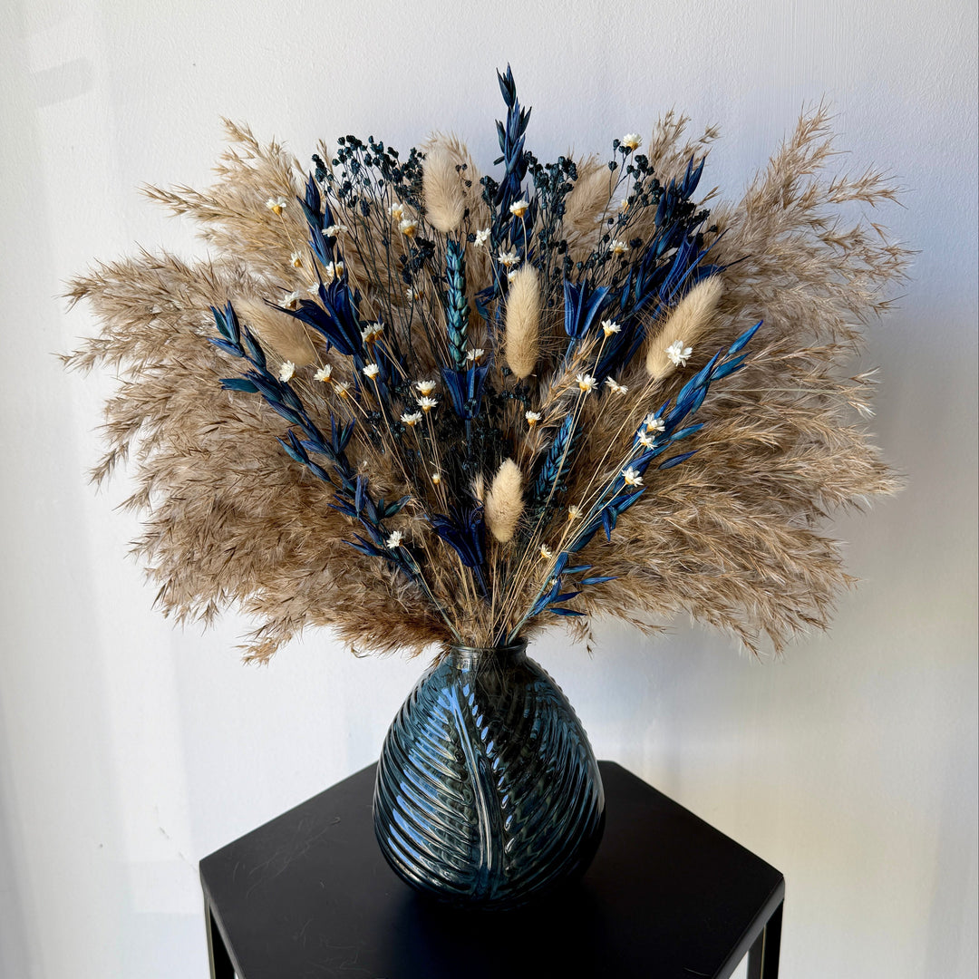 Latisha Dried Flower Arrangement | Natural &amp; Navy - Pampas Tallo