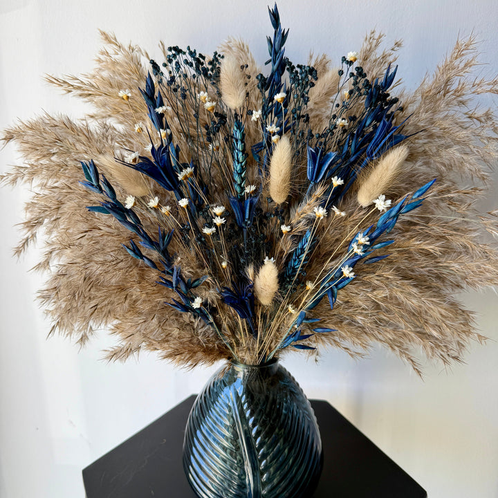 Latisha Dried Flower Arrangement | Natural &amp; Navy - Pampas Tallo