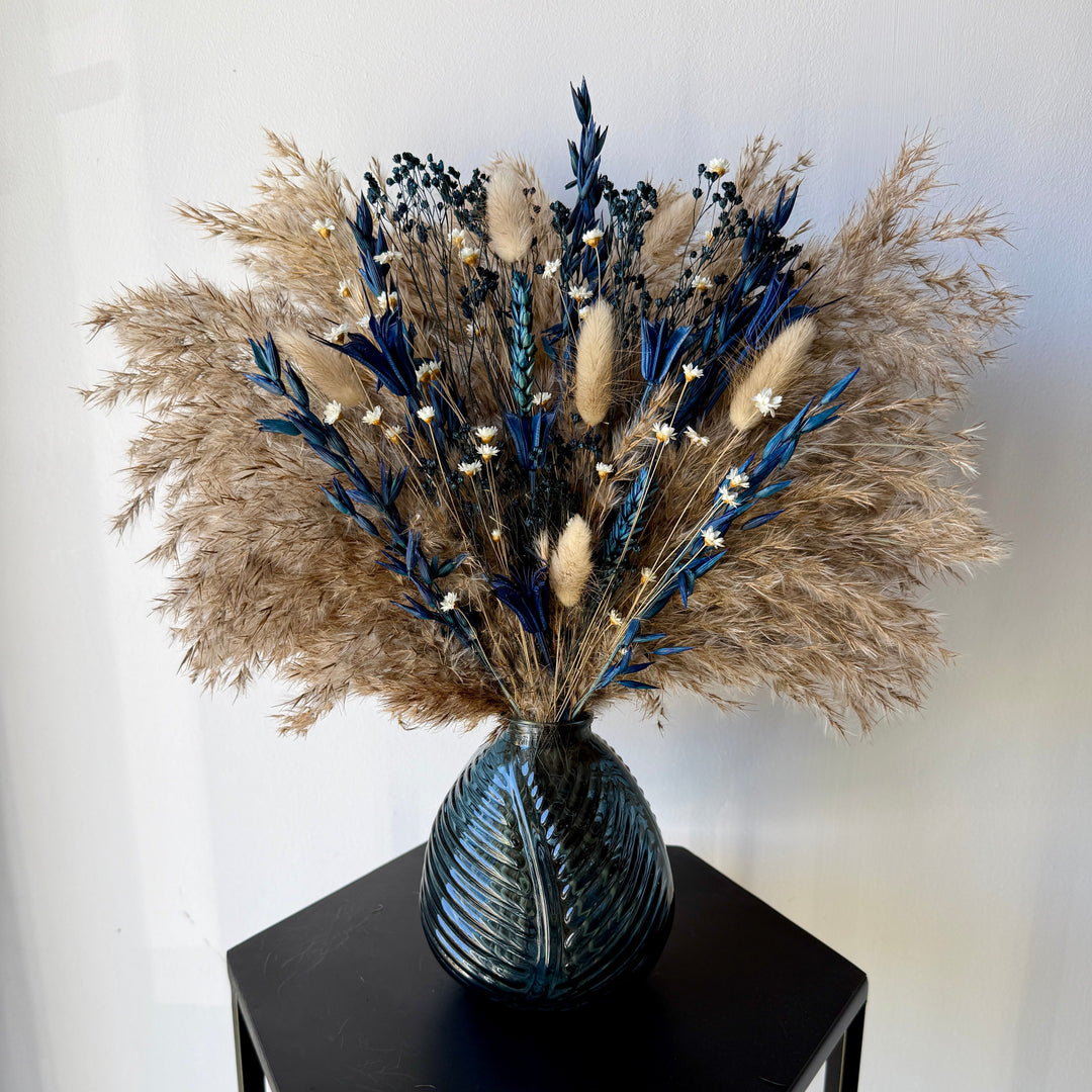 Latisha Dried Flower Arrangement | Natural &amp; Navy - Pampas Tallo