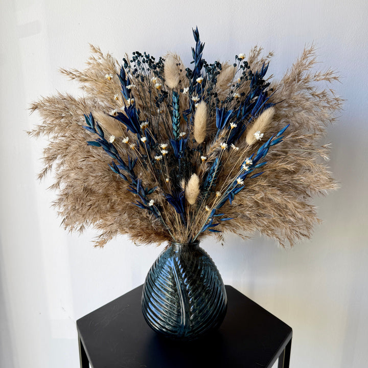 Latisha Dried Flower Arrangement | Natural &amp; Navy - Pampas Tallo