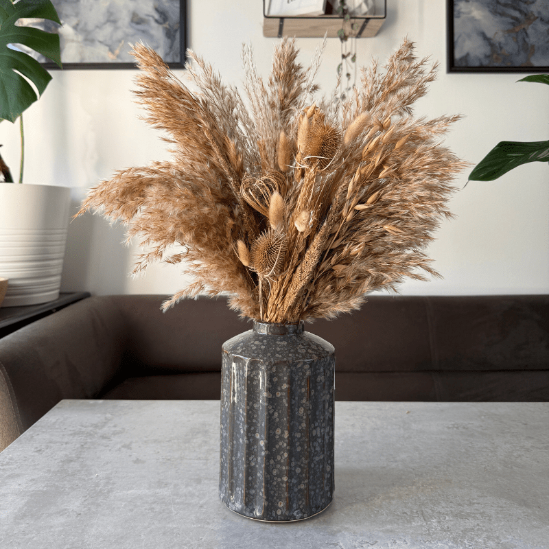 Laura Dried Flower Arrangement In Natural - Pampas Tallo