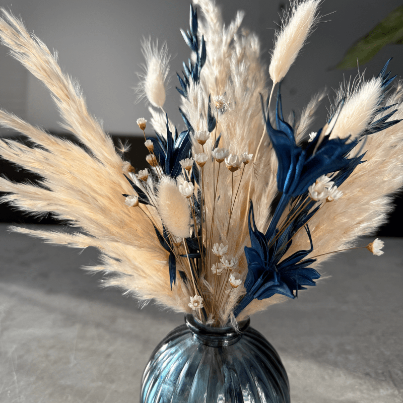 Lexi Dried Flower Arrangement In Navy, Cream & White - Pampas Tallo