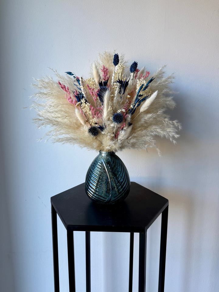 Lexi Dried Flower Arrangement | Navy, Cream &amp; White - Pampas Tallo