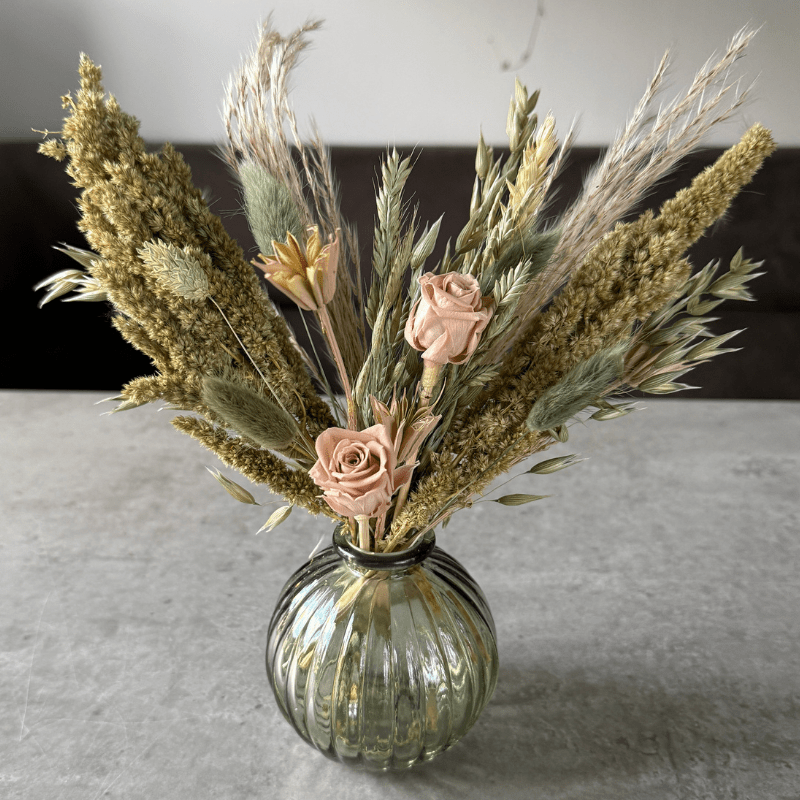 Lyra Dried Flower Arrangement Natural, Green & Nude - Pampas Tallo