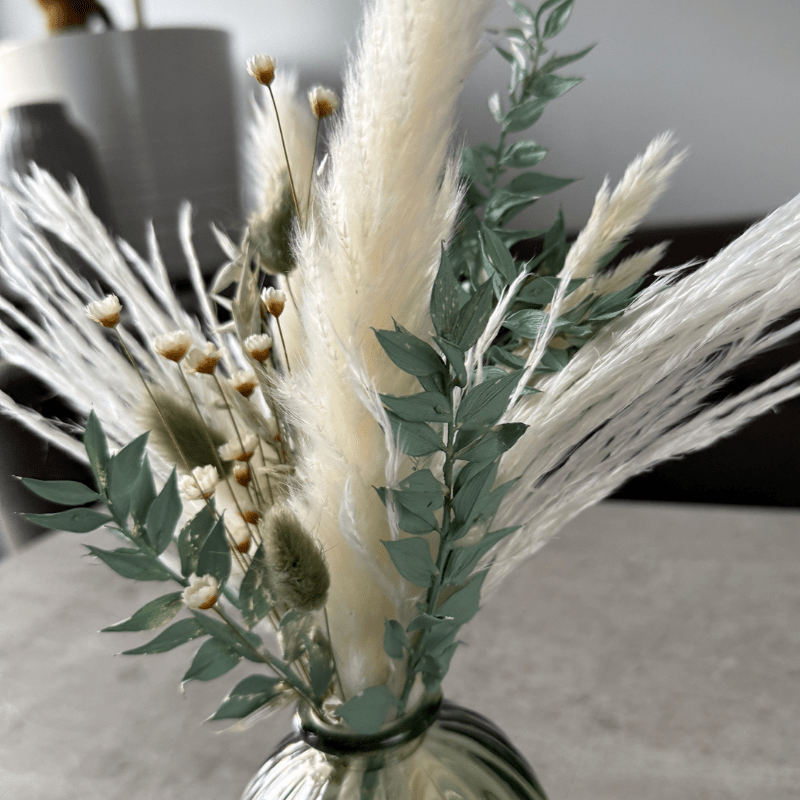 Mairi Dried Flower Arrangement In White & Green - Pampas Tallo