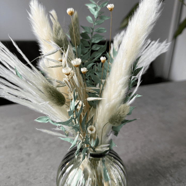 Mairi Dried Flower Arrangement In White & Green - Pampas Tallo