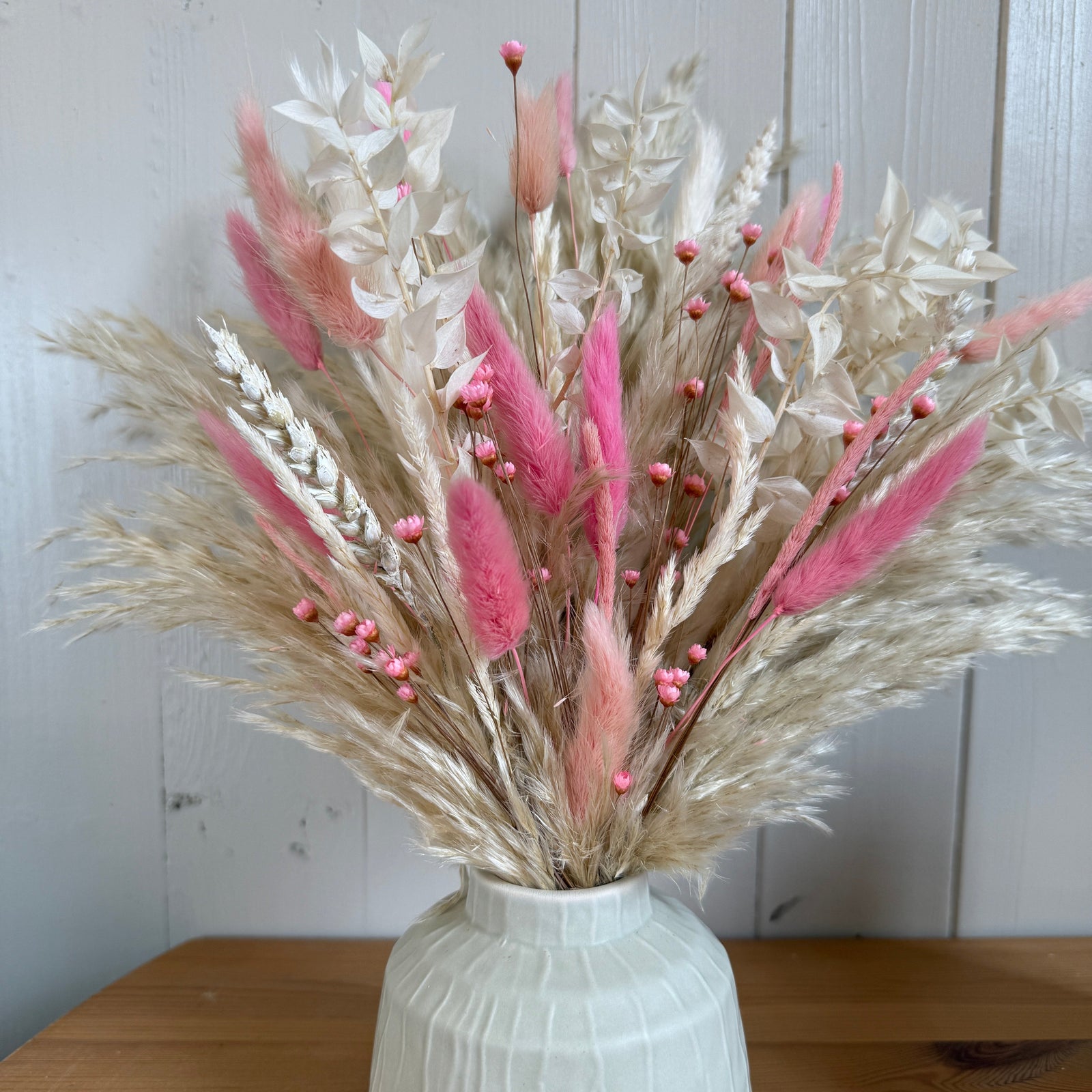 Maisie Dried Flower Arrangement | White & Pink - Pampas Tallo