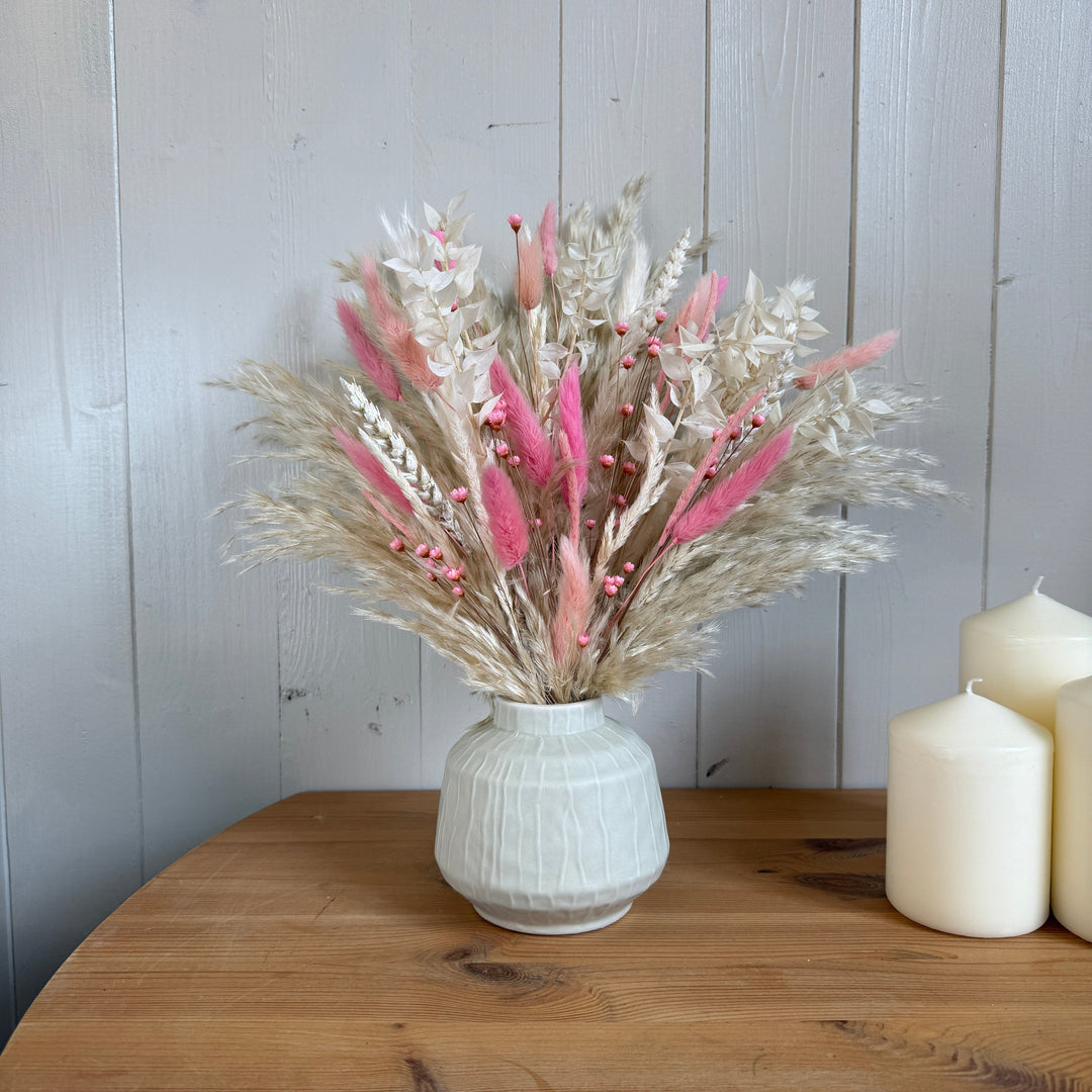 Maisie Dried Flower Arrangement | White &amp; Pink - Pampas Tallo