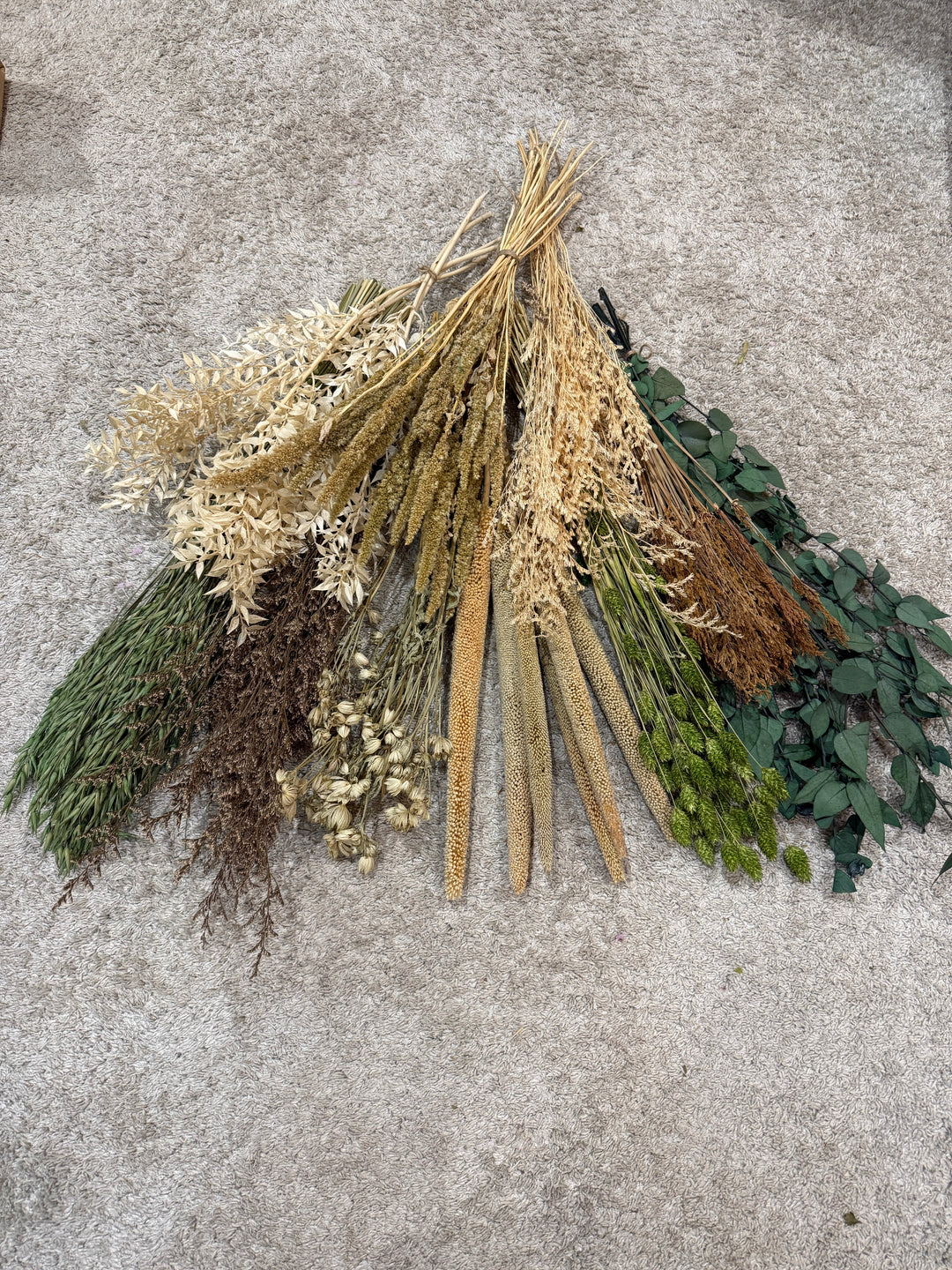 Make Your Own Bouquet Of Dried Flowers - Pampas Tallo