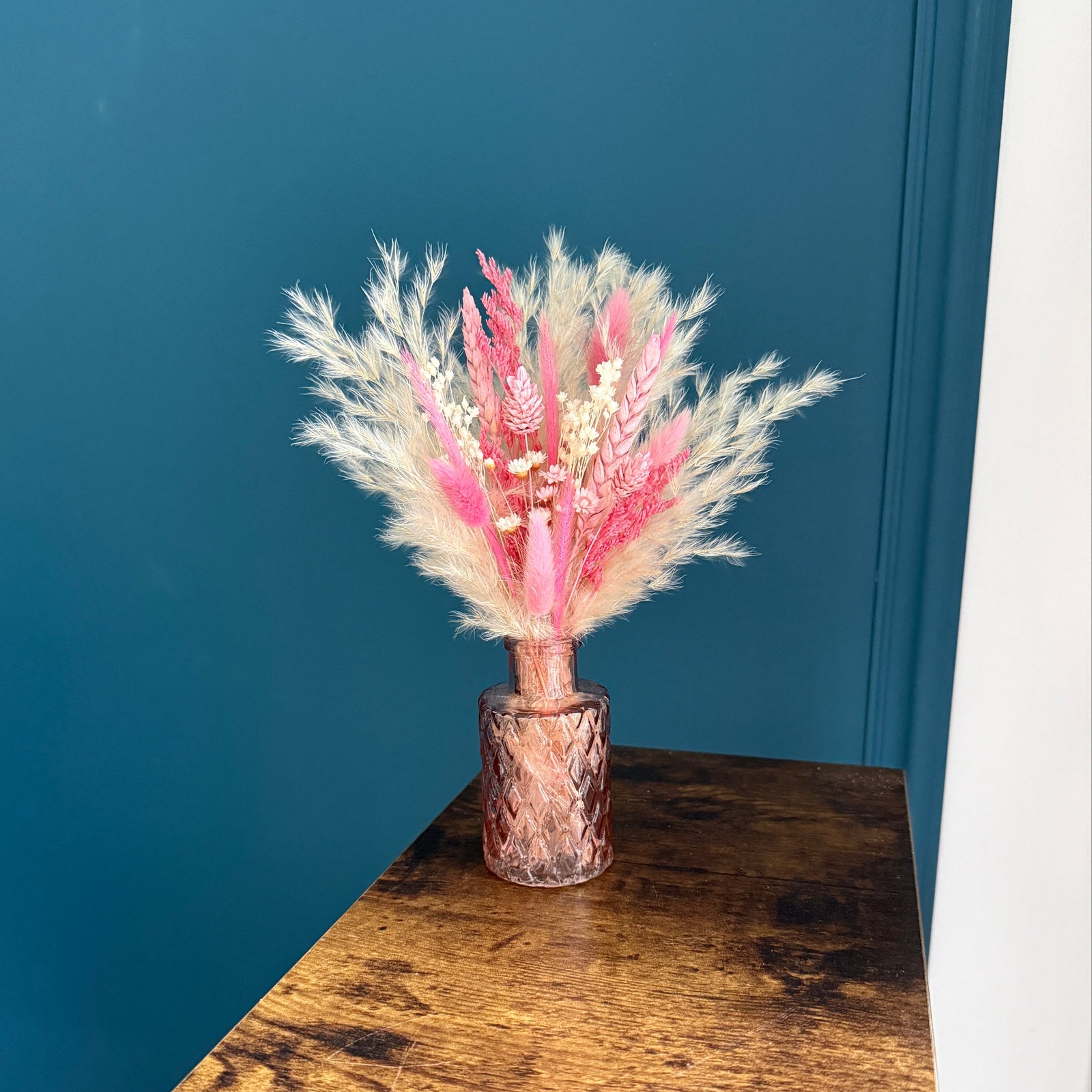 Marianne Dried Flower Arrangement | Cream & Pink - Pampas Tallo