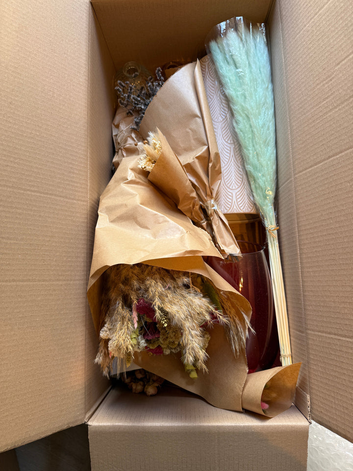 Mystery Boxes - Pampas Tallo
