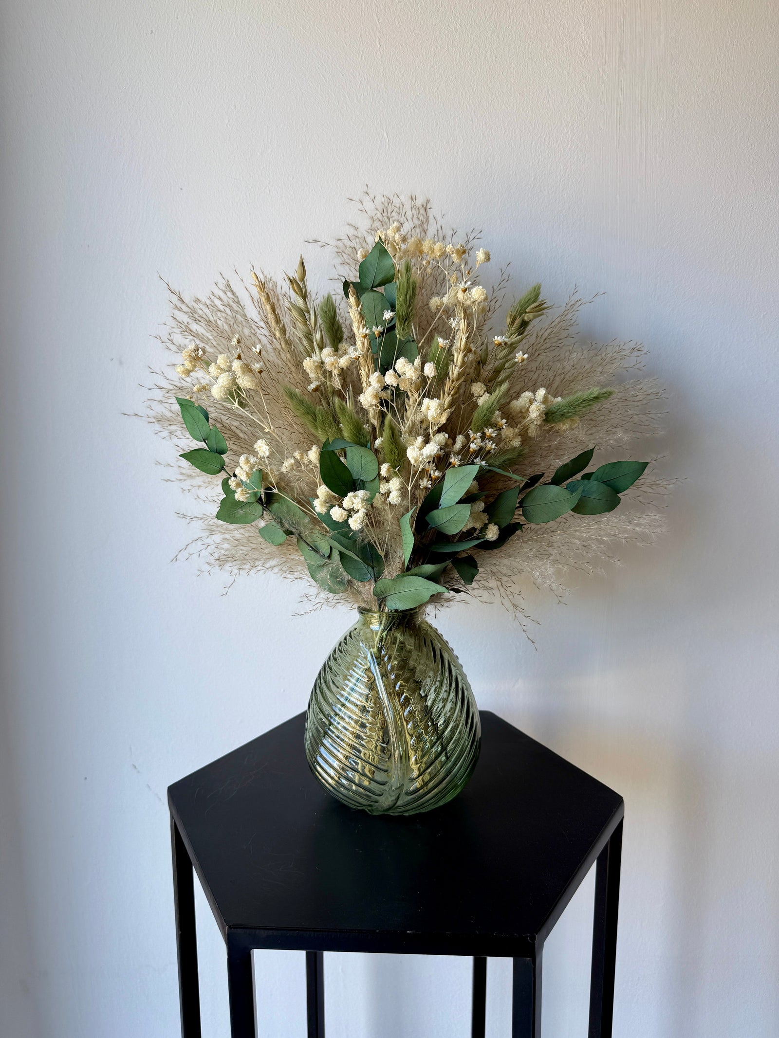 Nova Dried Flower Arrangement | Sage Green, Natural & White - Pampas Tallo