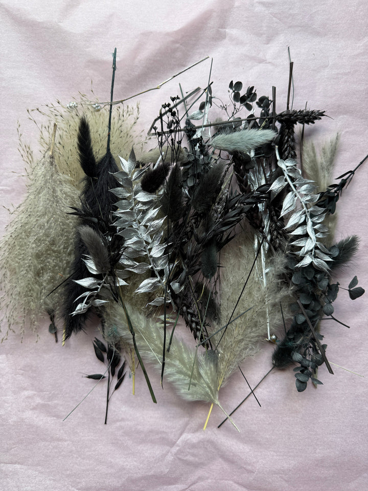 Offcut Dried Flowers - Pampas Tallo