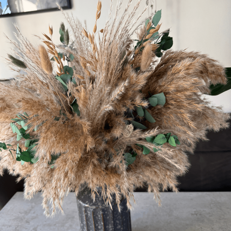 Samantha Dried Flower Arrangement In Natural, Sage Green & Eucalyptus - Pampas Tallo