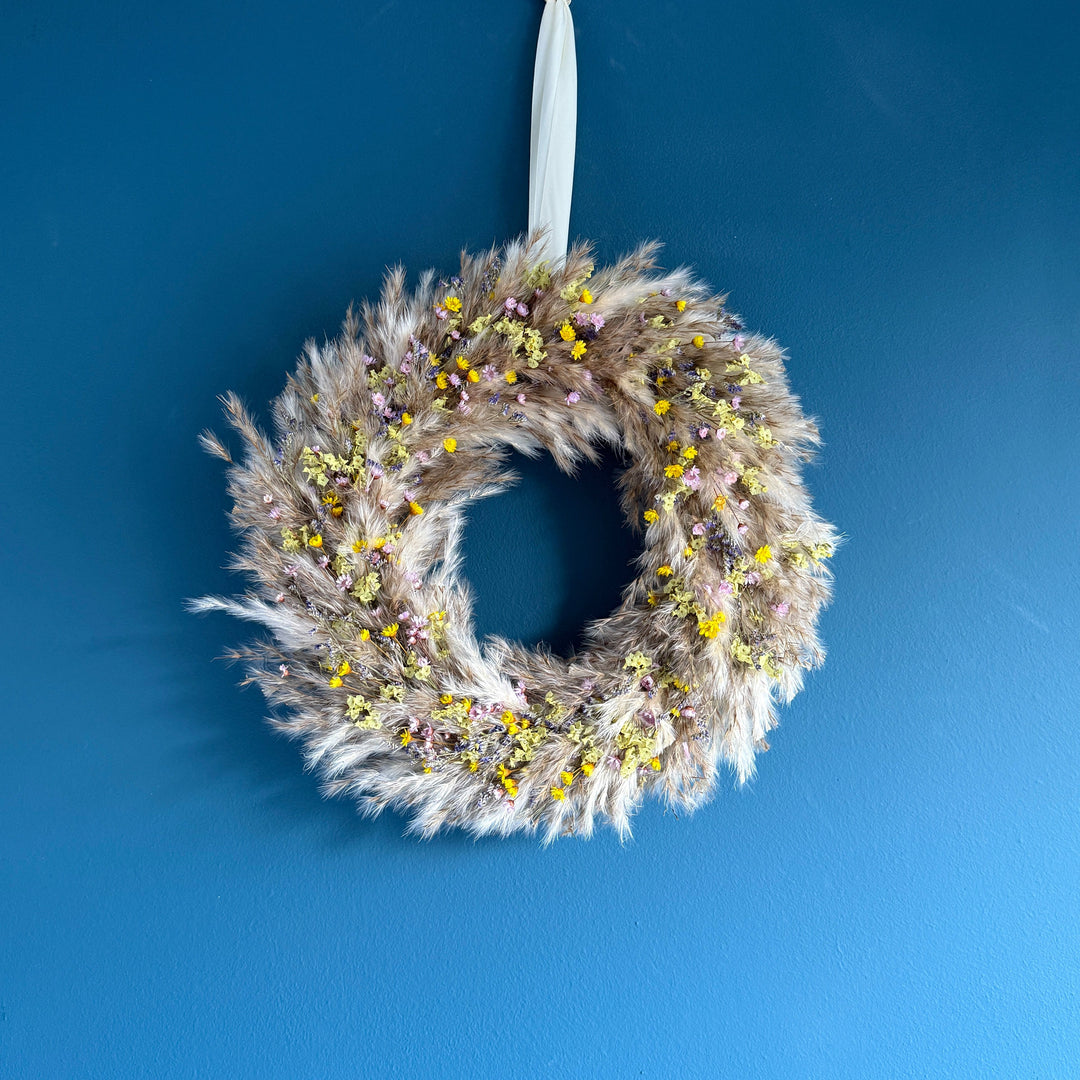 Summer Wreath Workshop: Sun 28th June 1pm - 3pm - Pampas Tallo