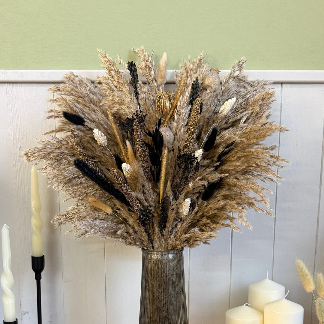 Tanisha Dried Flower Arrangement | Natural, Black &amp; White - Pampas Tallo