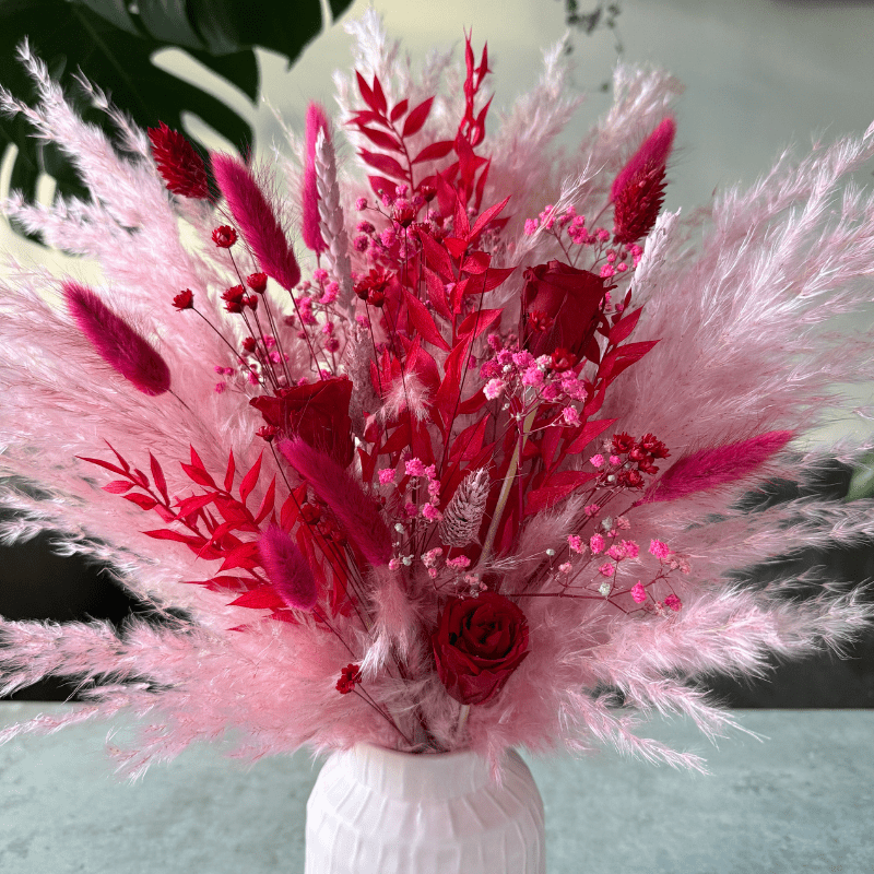 Valentina Dried Flower Arrangement In Pink & Red - Pampas Tallo