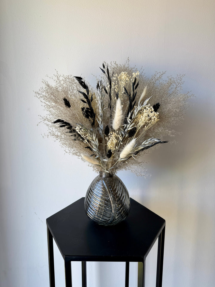 Wilma Dried Flower Arrangement | Grey, Black &amp; White - Pampas Tallo