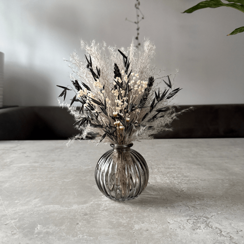 Wilma Dried Flower Arrangement In Grey, Black & White - Pampas Tallo